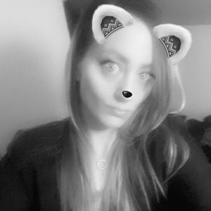 Meet your Posher, Brittney